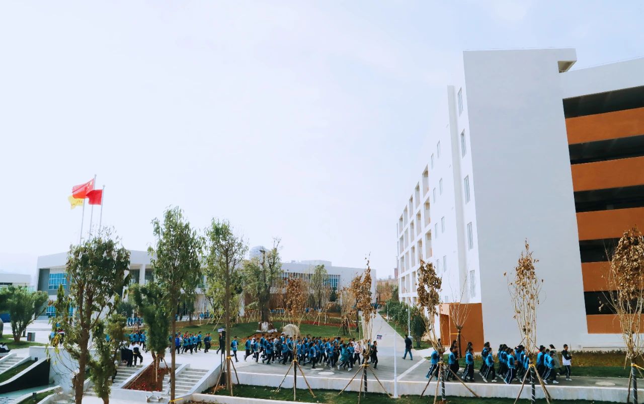 保山一中青阳校区的新学期我们这样开启校园生活